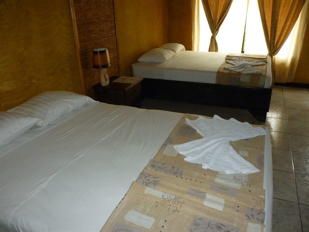Pacific Paradise Resort Кепос Экстерьер фото